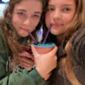 Meet your Posher, Ava